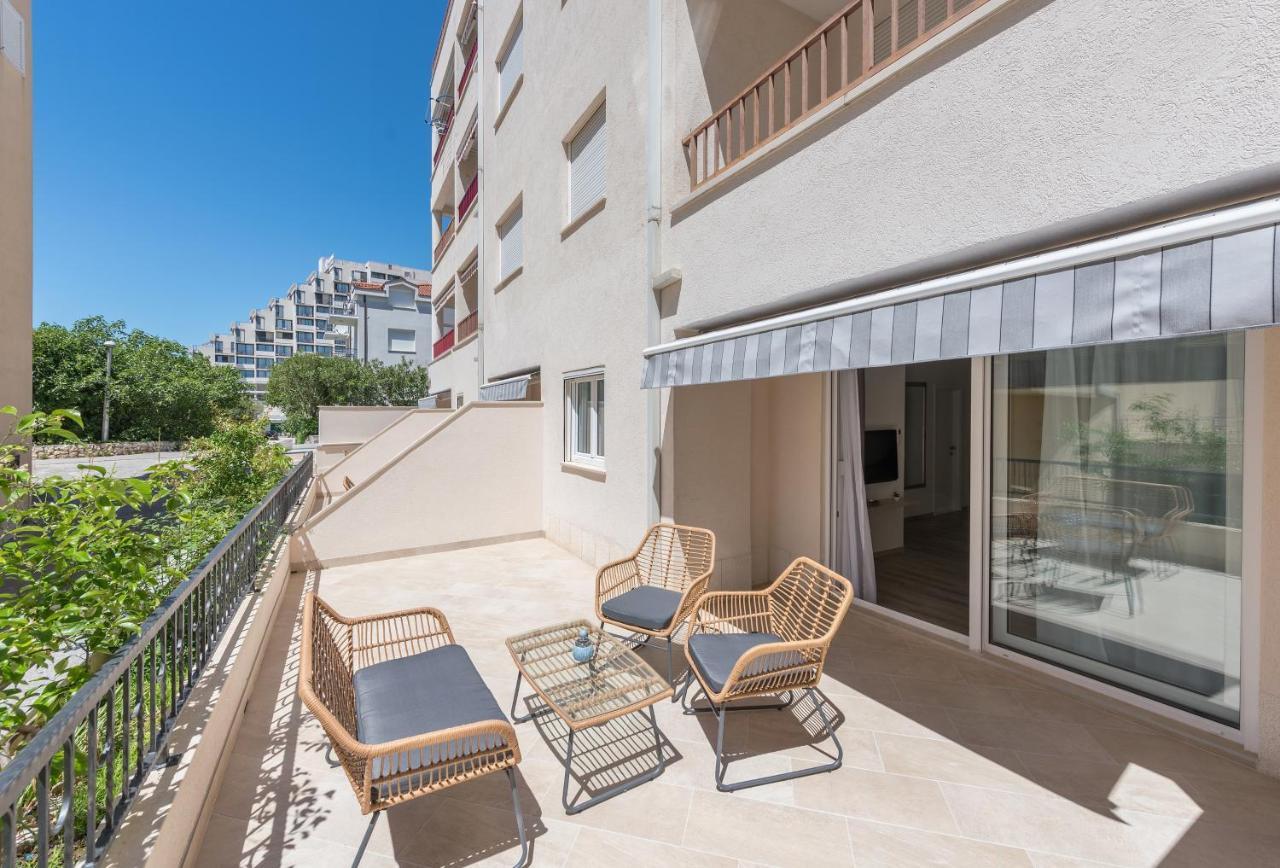 Apartments By The Sea Makarska - 19134 Exterior photo